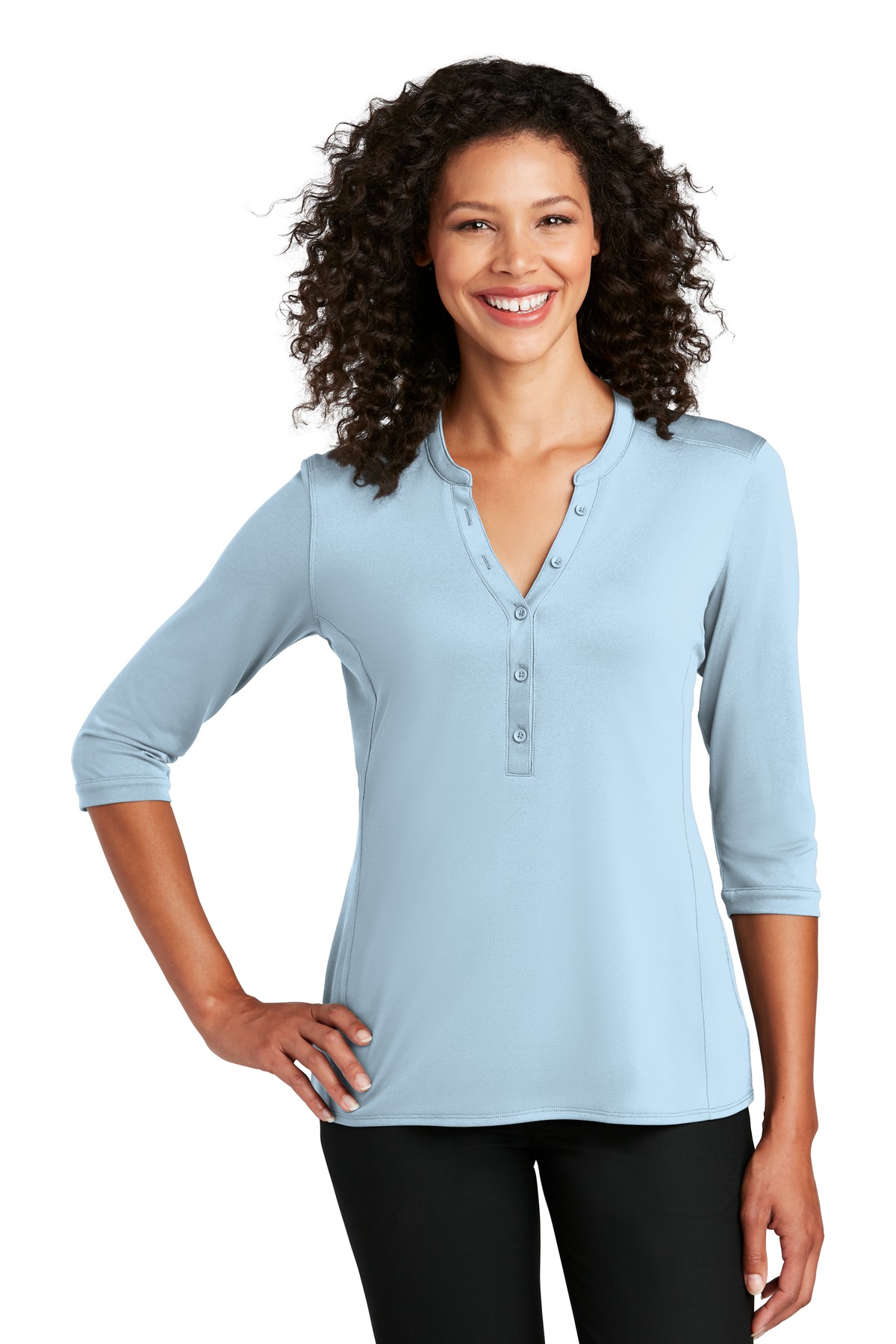 LK750_cloudblue_model_front_112019.jpg